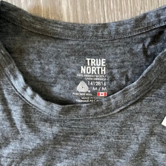 NWT True North 100% Marino Wool Long Sleeve T Shirt Men's M - Picture 2 of 9